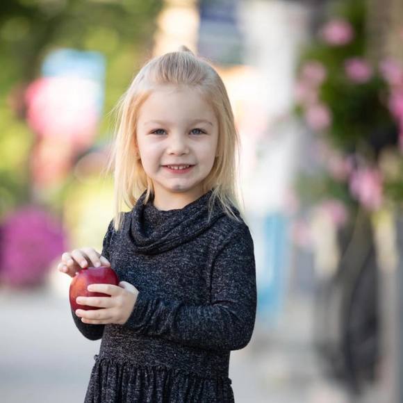 Meet your Posher, Shelby - Picture 1 of 1